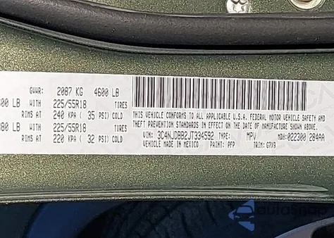 2018 Jeep Compass Latitude 4X4 z USA, uszkodzony, nr VIN 3C4NJDBB2JT334592